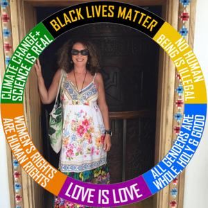 Meet your Posher, Leslie